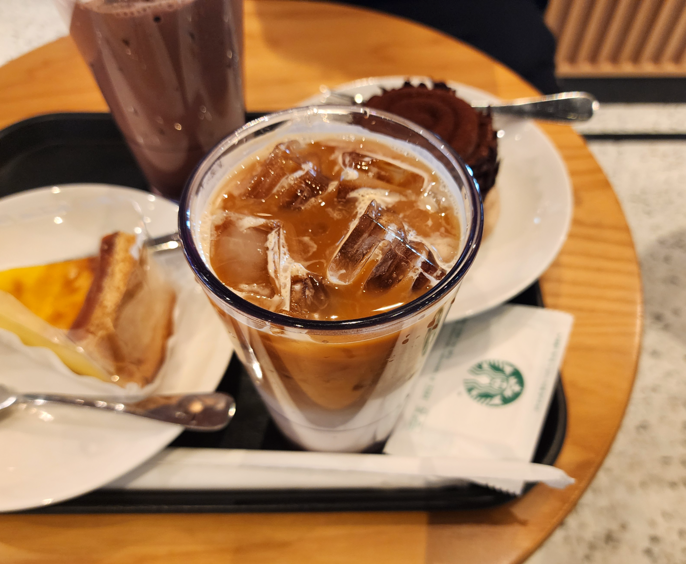 스타벅스_마롱헤이즐넛라떼