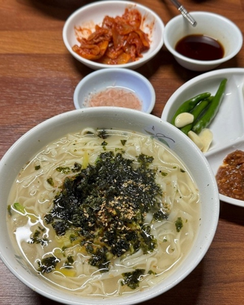 대구-동곡원조할매칼국수