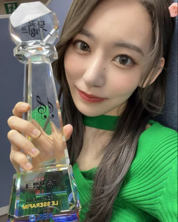 220513 KBS 2TV 뮤직뱅크 1위 르세라핌 사쿠라