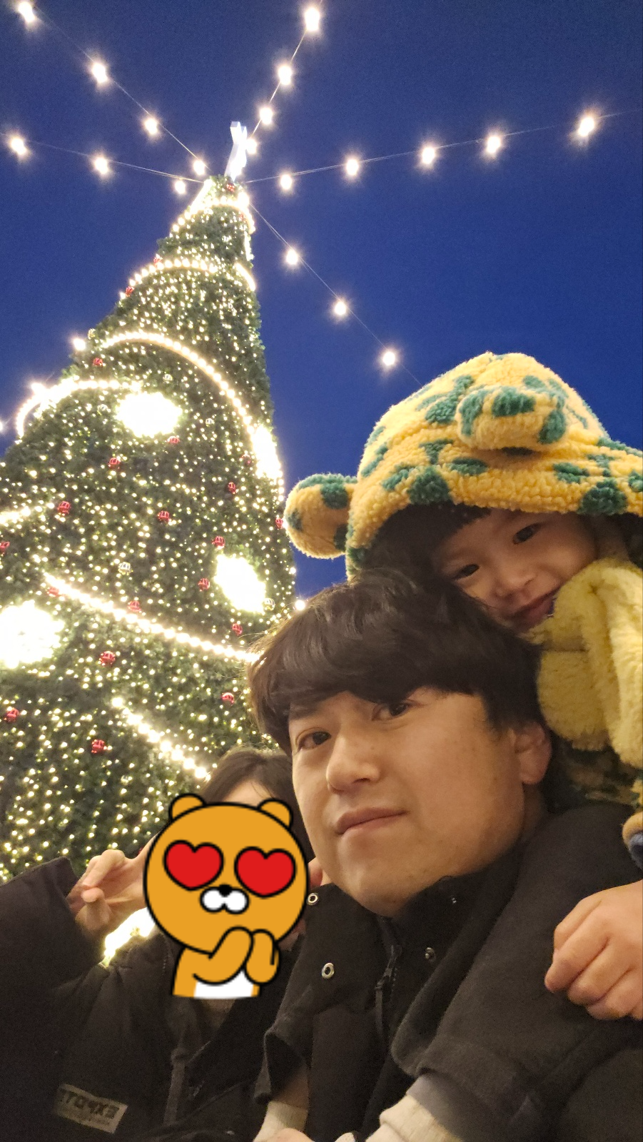 오산시의 미리 메리 크리스마스 '오! 해피 산타 마켓'-In Osan: Oh! Happy Santa Market