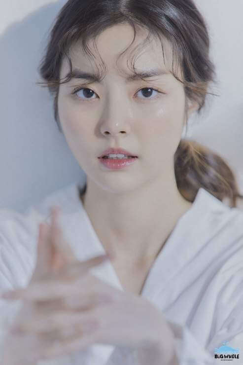 배우 홍예지