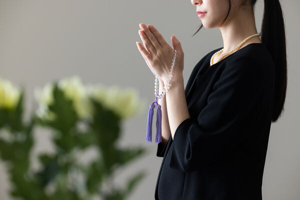 삼가고인의명복을빕니다의 뜻과 띄어쓰기