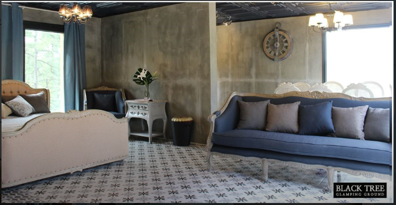 글램핑 캠핑장 - 블랙트리하우스