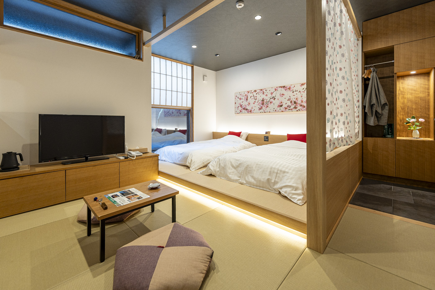 Onyado Takasago — HOTARU annex — original source photograph