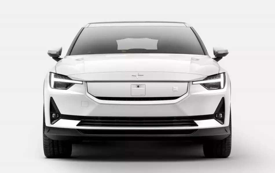 2024 폴스타 2 앞모습입니다.