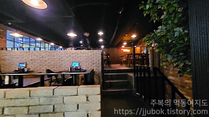 인천-계산동-구도로통닭-내부