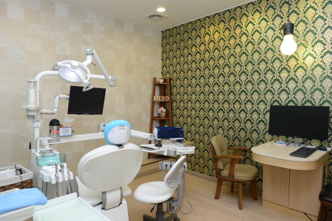 부산-임플란트잘하는곳-가격-추천