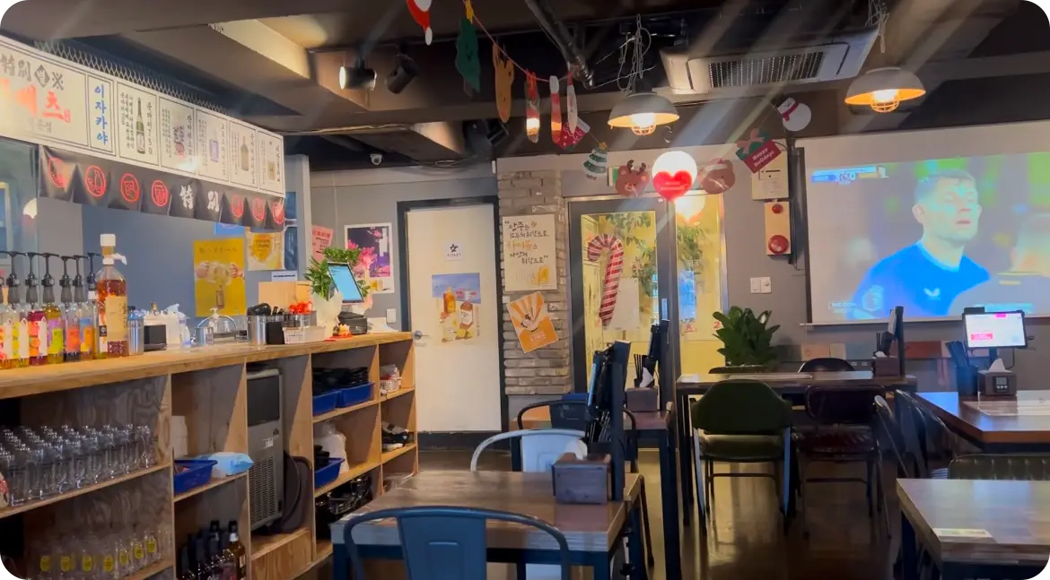 수유-도쿠베츠-식당-내부