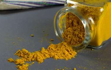 강황 분말 이미지