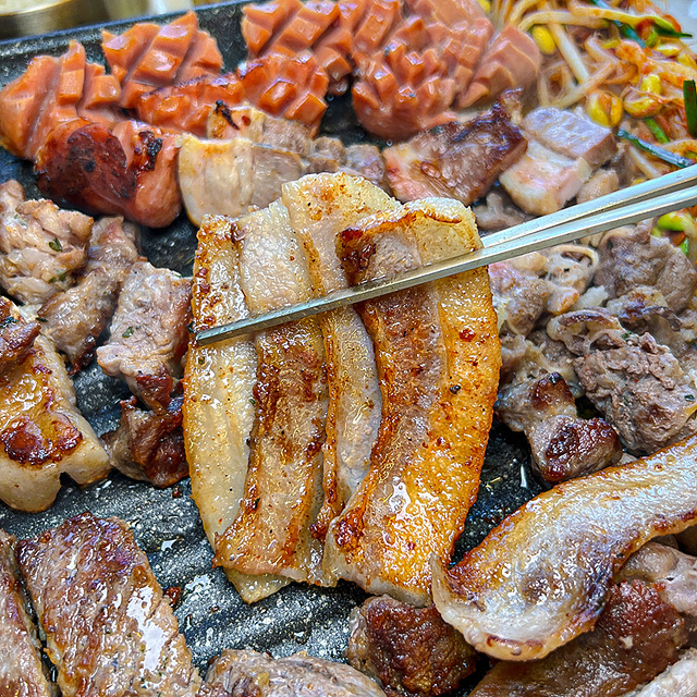 부산 서면 맛집 베스트 10 현지인 추천 부산진구 서면한우가 3found 숙성화로 소제이 EU 피자&amp;파스타 바오하우스 까치솥뚜껑닭도리 고베규카츠 신촌양푼이 사미헌
