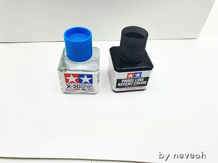흘려넣는_먹선과_신너