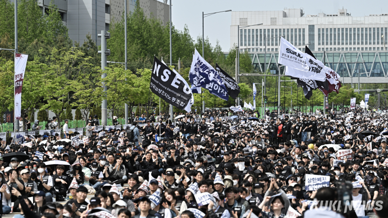 삼성 바이오로직스 파업 노사 협상 재개... 1500억 손실 속 파행 위기? 임금 및 경영권 갈등 총정리