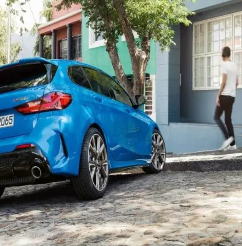 2025 BMW 1시리즈 페이스리프트 120i M135i 가격표 제원은?출고기간까지 정리
