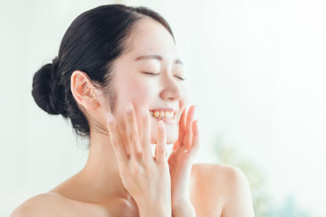 피부 상태가 좋은 여성.