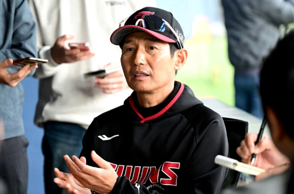 lg트윈스 염경엽 감독 ABS 찬성 소신발언 이유