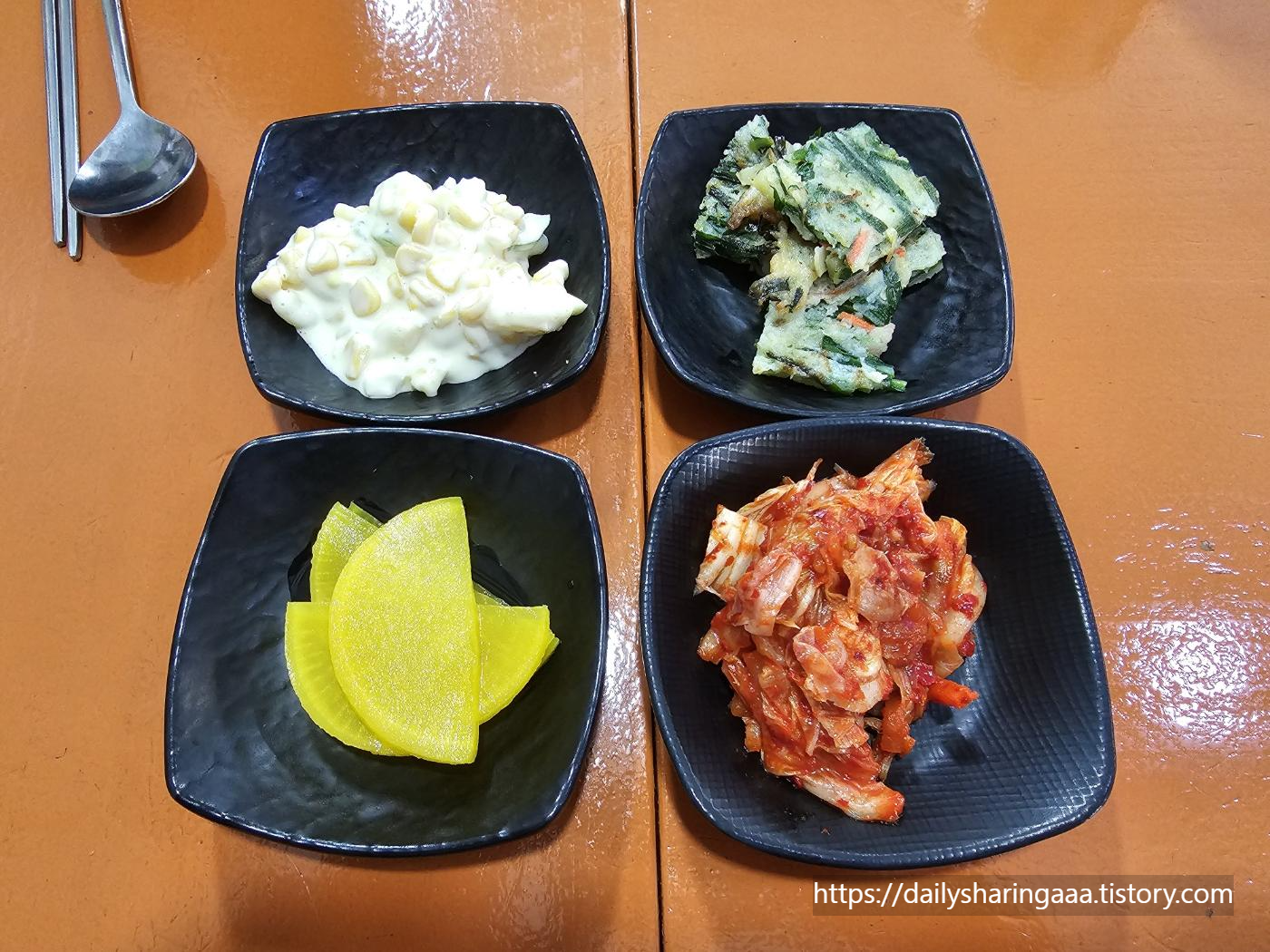 인천_가정동_라델리_기본반찬