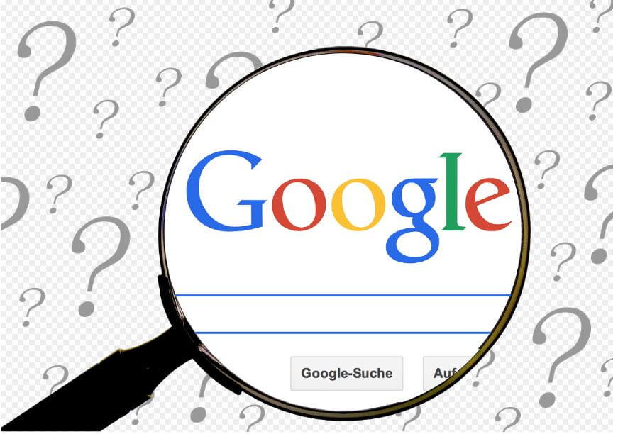 돋보기로 구글을 찾아보는 모습