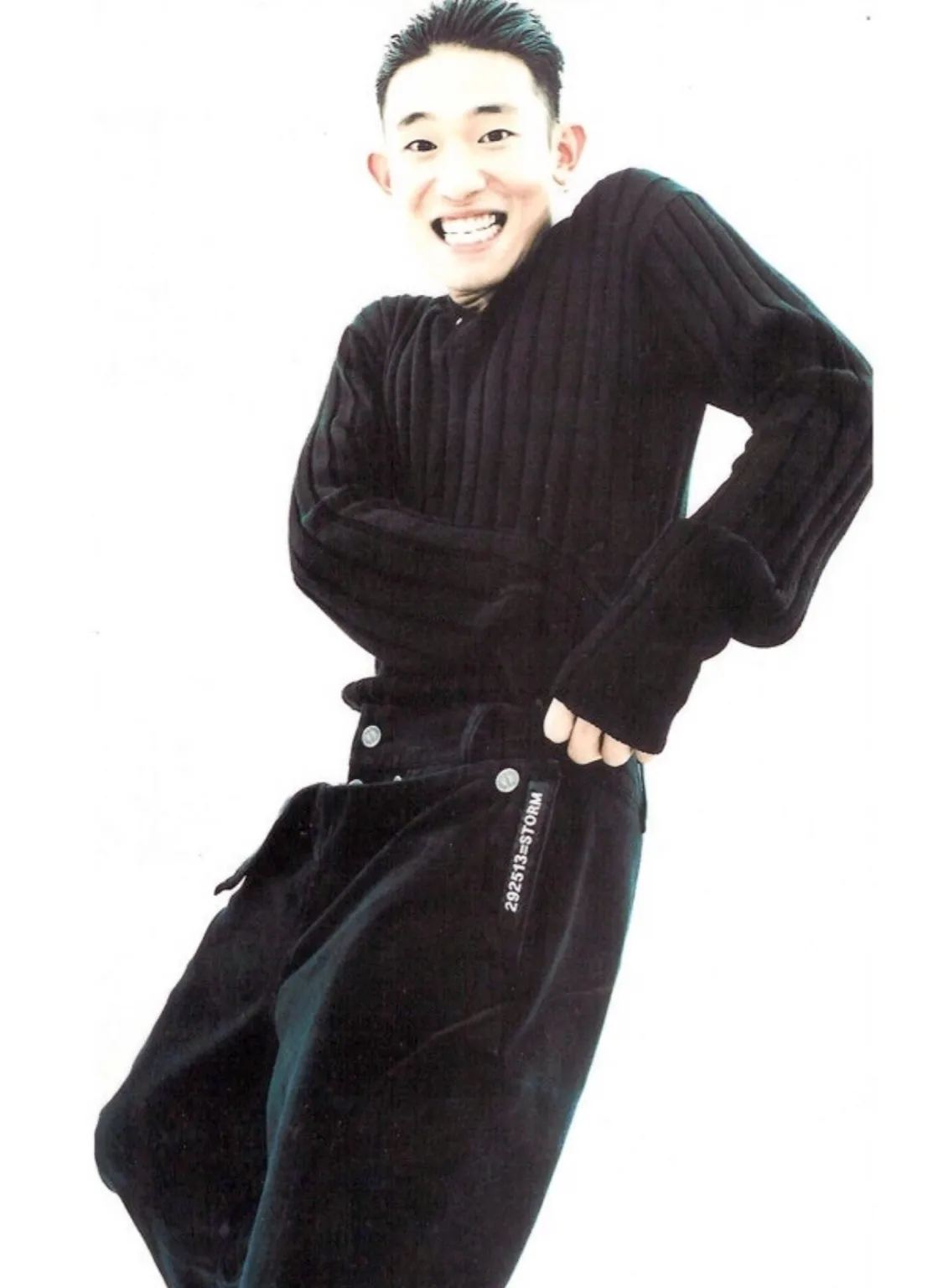 AI음성복원, 김성재 목소리 AI, 듀스4집, 이현도인터뷰, AI음악기술, BTS 말하자면 커버, 90년대가수, 음악AI프로젝트, AI윤리, 뉴잭스윙, Z세대음악, 복고음악, 레전드가수컴백, AI로복원된목소리, 듀스새앨범2025, 김성재인공지능복원, AI와아티스트협업, AI음원윤리, AI복원음원, 90년대아이돌부활