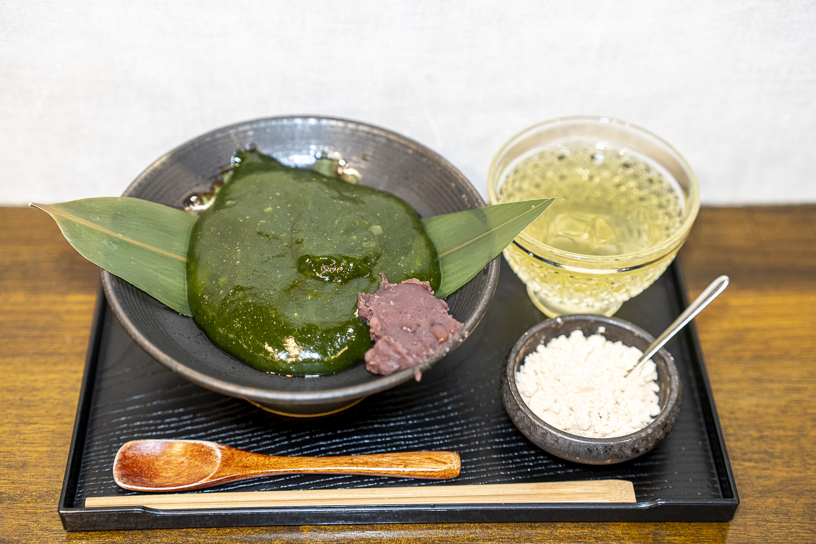 Shitennoji Chaya — Shitennoji Main Shop: A tray with a green dessert and a drink.
