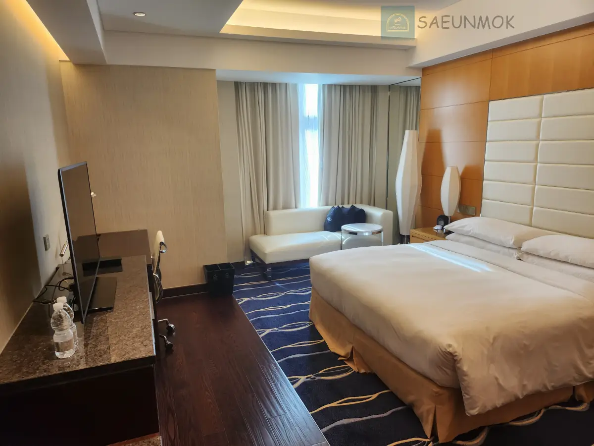 상해-르네상스-푸투오-호텔-객실