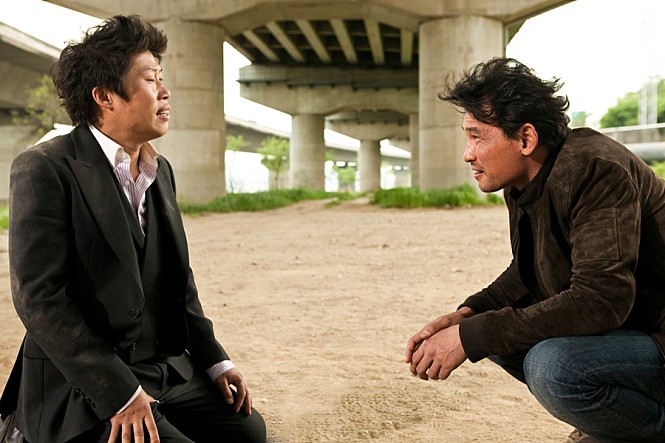 영화 부당거래 화면 갈무리