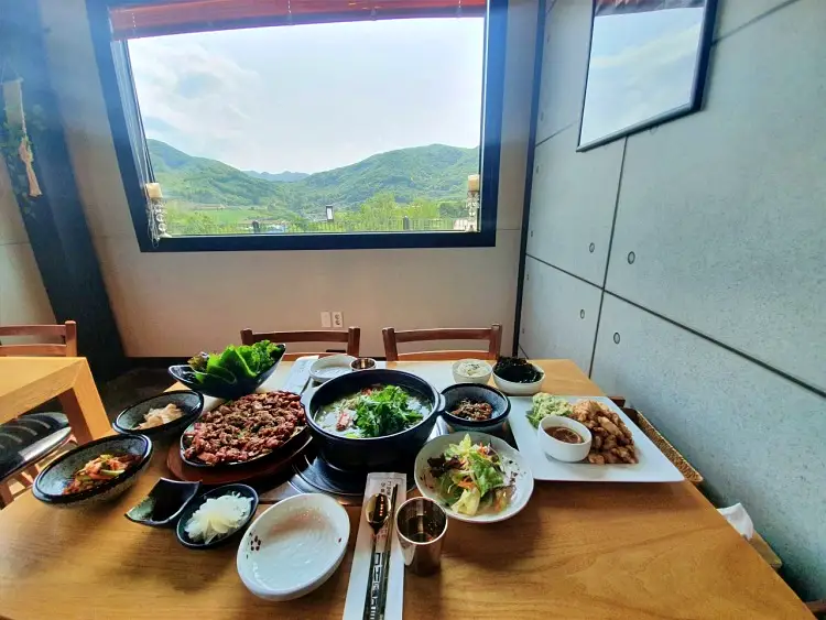 충남 공주 신의 한수 맛의 결정타 닭 요리의 신세계 불맛 직화 닭불고기, 닭고기 레몬 탕수육 탕수기 맛집 추천
