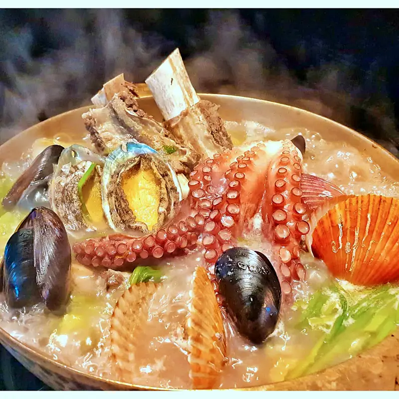 줄서는식당 김지민 고은아 추천 랍스터회, 랍스터찜, 피문어 해천탕, 해산물 랍스터 라면, 랍스터 코스요리 맛있는 식당 종로 익선동 맛집 소개