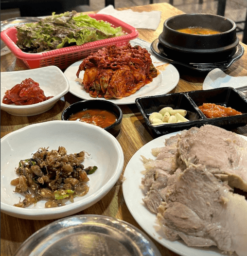 생생정보통 성남 굴보쌈 27년 전통 맛집