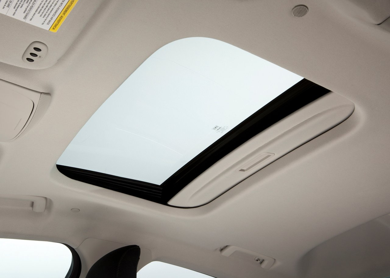 2019년식 포드 퓨전 하이브리드 실내 썬루프 사진