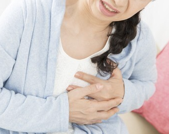 통증이 30분 이상 지속되거나 호흡곤란