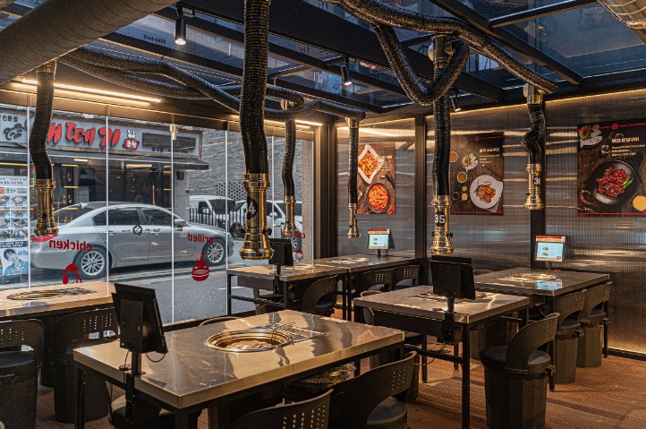 오늘N 퇴근후N 휘준 아나운서가 소개하는 휘슐랭 가이드 홍대 맛집 반가 숯불닭갈비