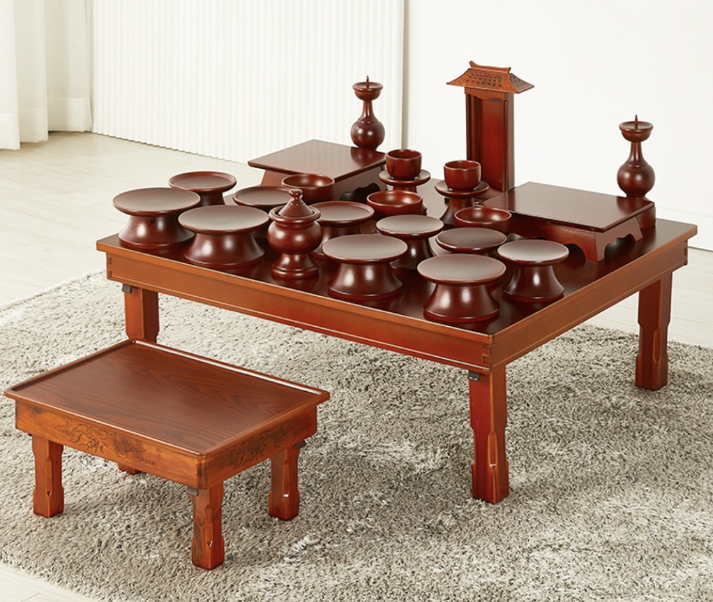 설 추석 명절 차례상 상&middot;보자기&middot;촛대 준비 체크