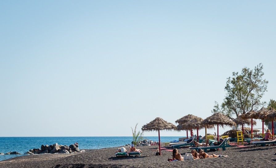 유럽 산토리니 그리스 관광지 추천 페리사 해변