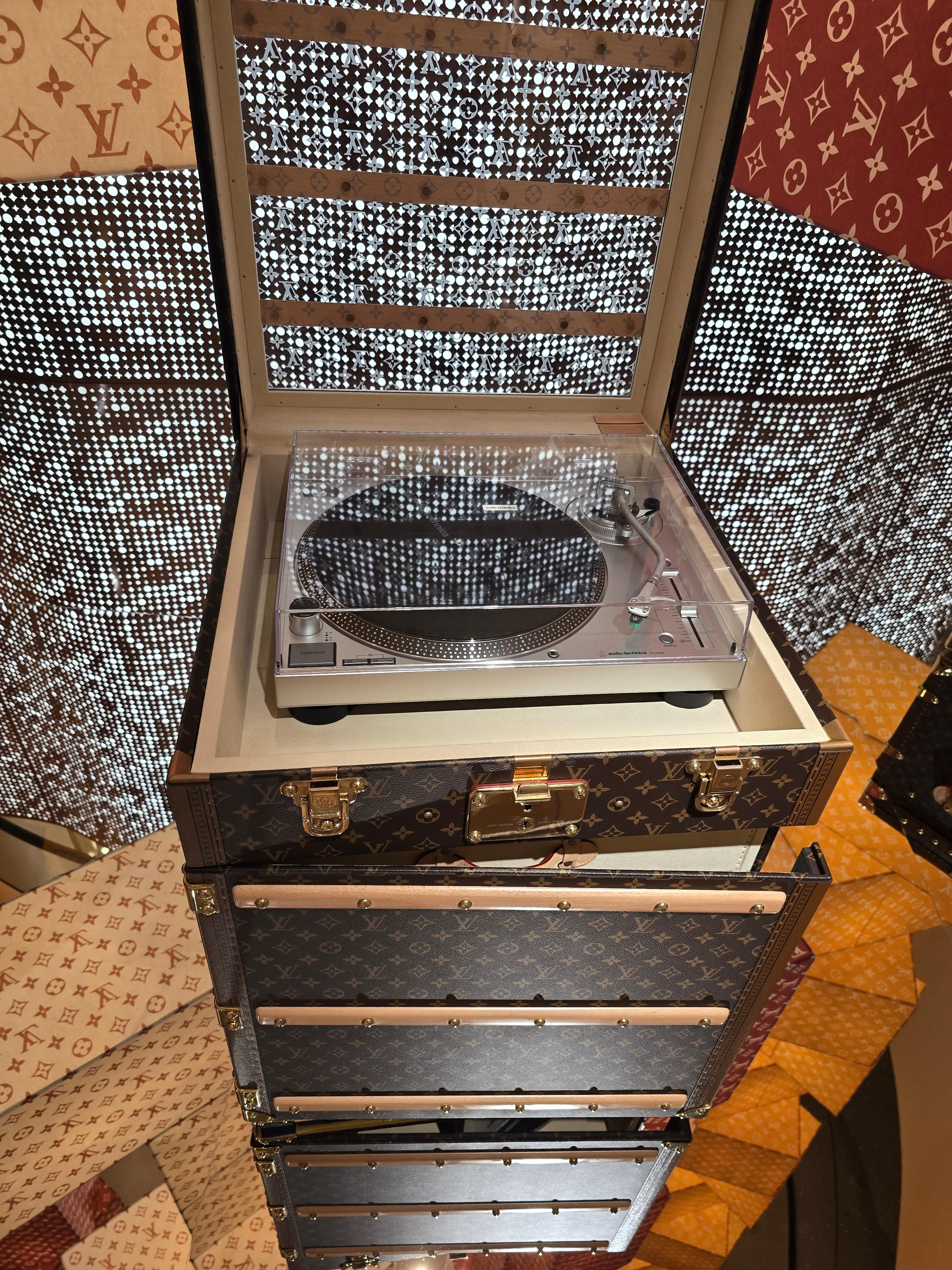 루이비통 전축 세트