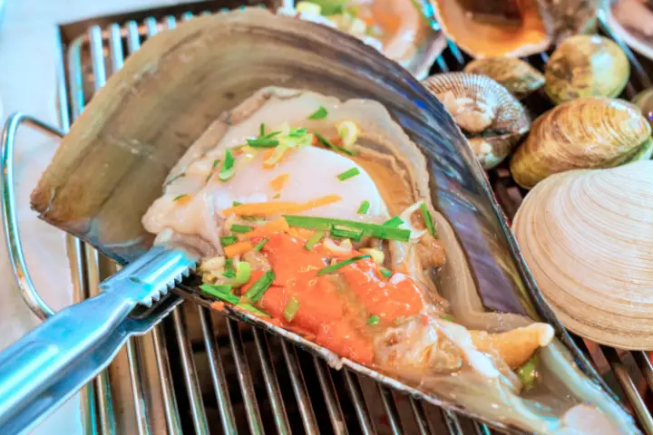 충남 보령 무창포해수욕장 쭈꾸미 철판 볶음, 조개구이, 쭈꾸미 샤브샤브 맛집