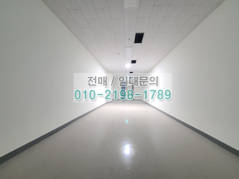 우성테크노파크 수원정자 지하창고 사진