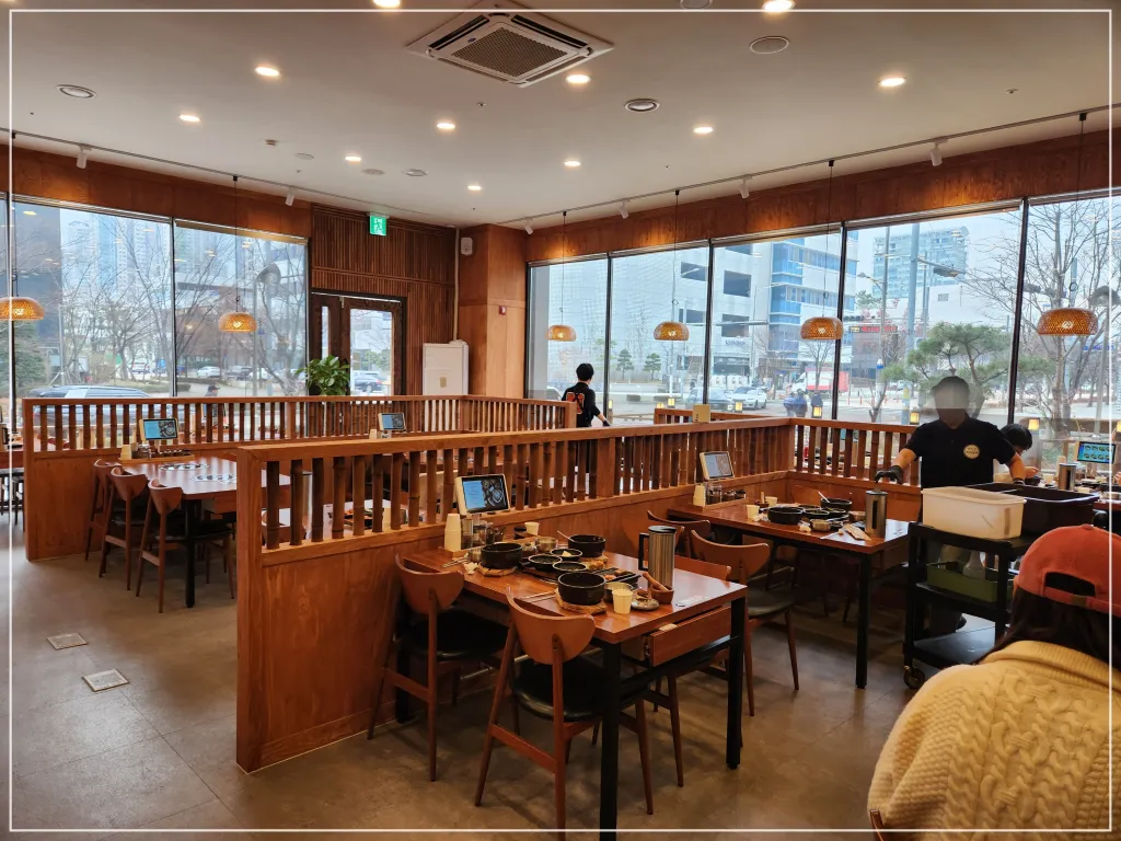 송도-정성순대-내부-1시-이후
