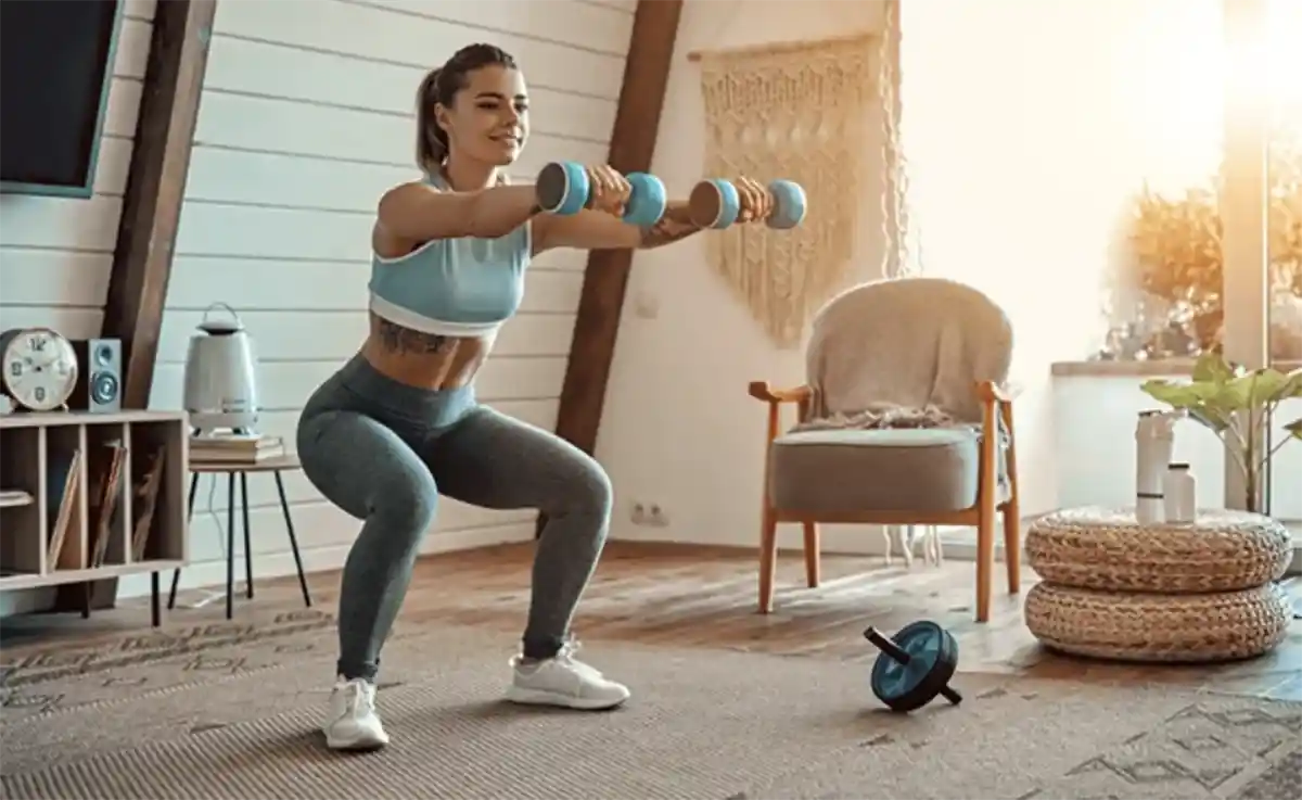 홈-스쿼트-하는-여자