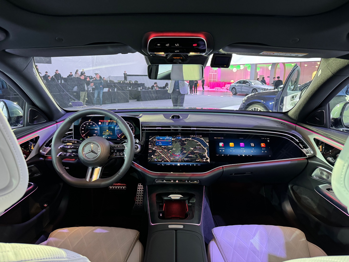 메르세데스-벤츠 더 뉴 E클래스(W214)