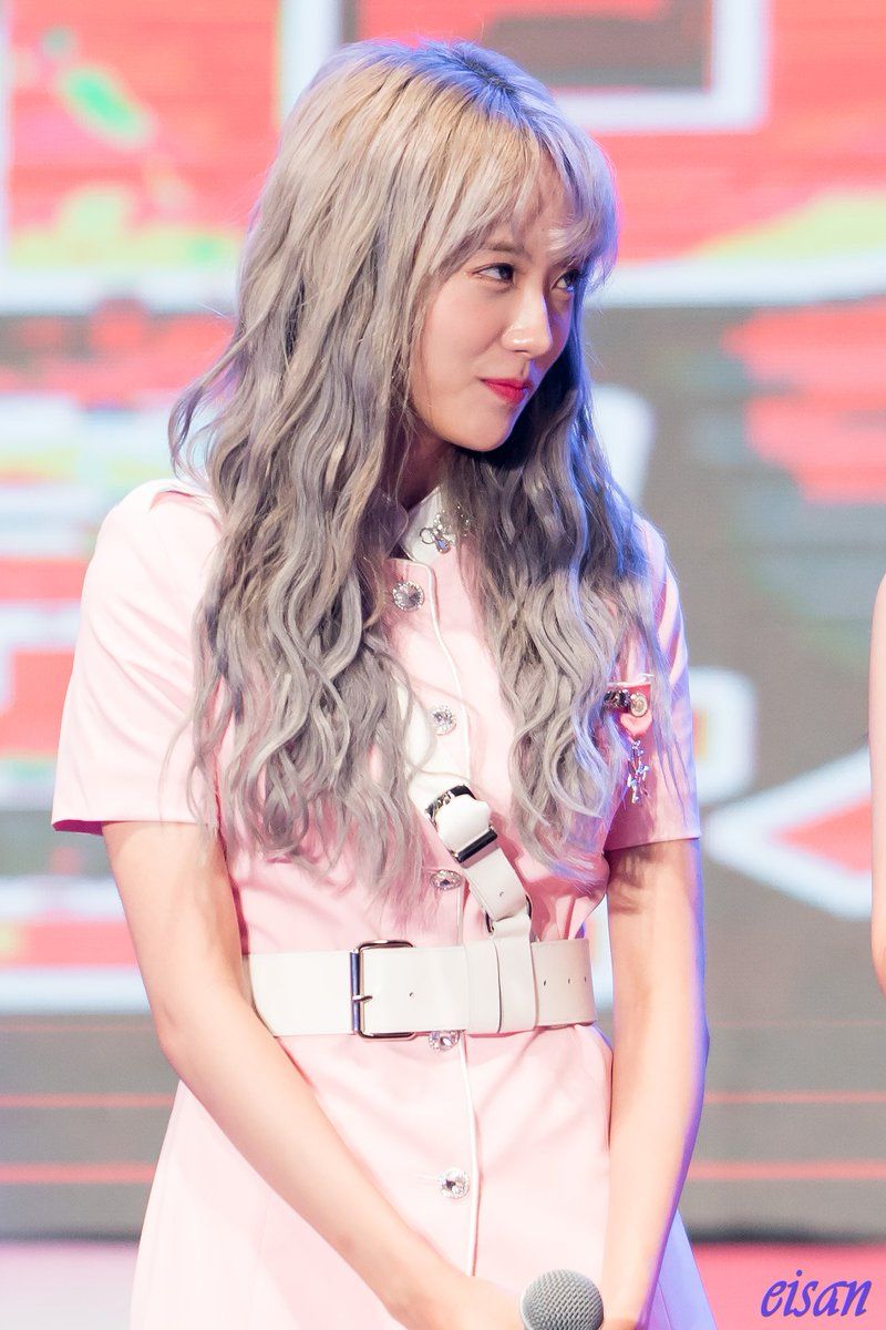 우주소녀 루다 인스타그램 사진 몸매