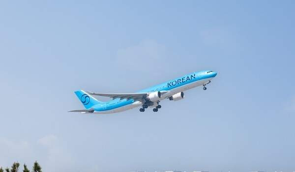 유류할증료 33단계 상한 도달! 5월 항공권 100만원 할증 시대의 생존 전략