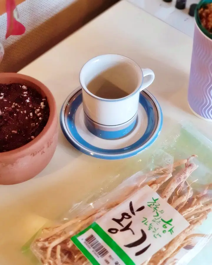 생방송오늘저녁 경북 김천 미대 출신 사나이가 볶는 뻥튀기 커피 카페 맛집
