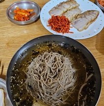 물막국수