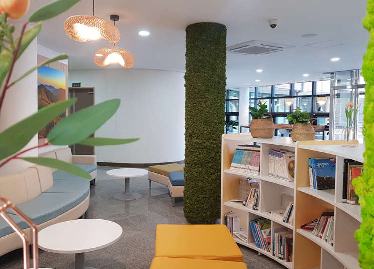 소백산 생태탐방원 북카페