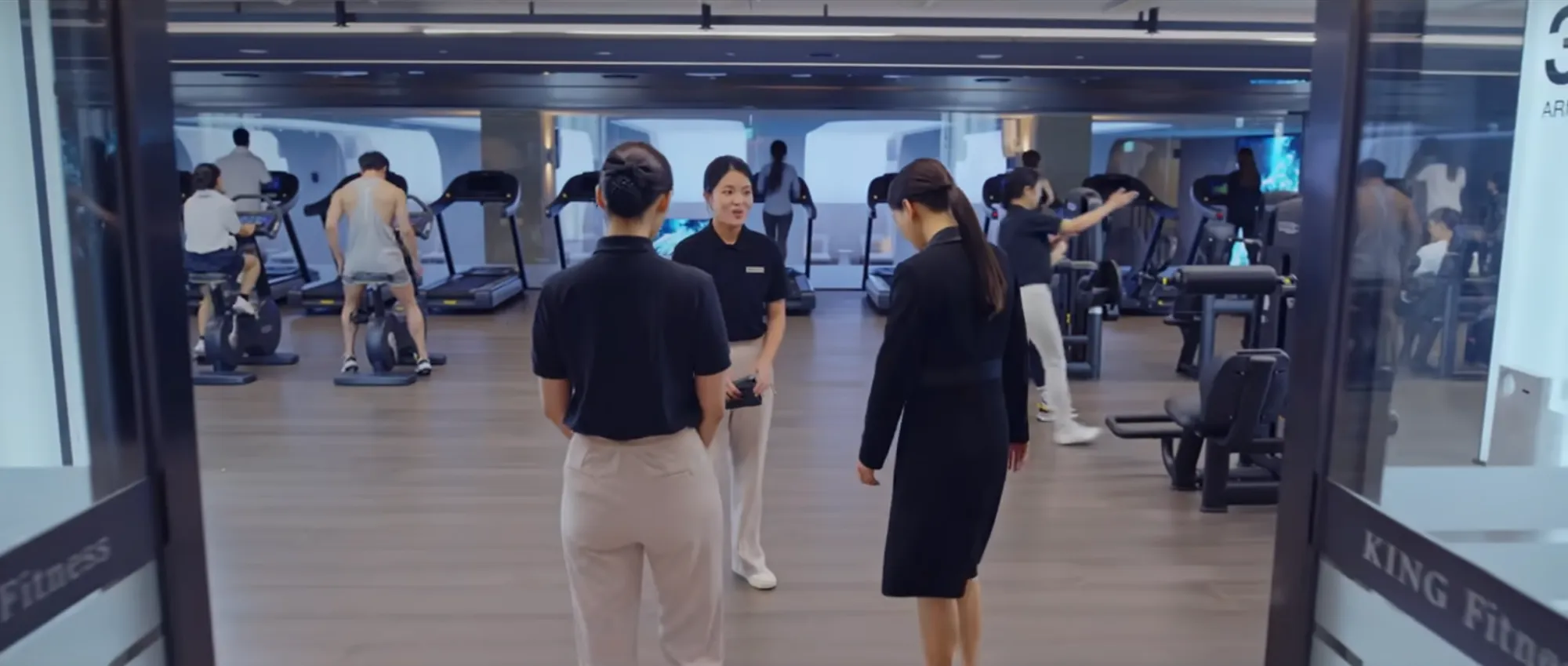 킹더랜드 내부 피트니스 센터 몬드리안 호텔