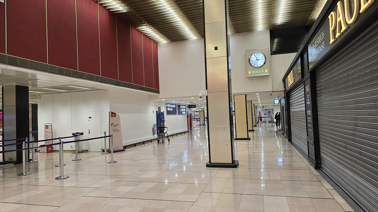 오를리 공항 노숙