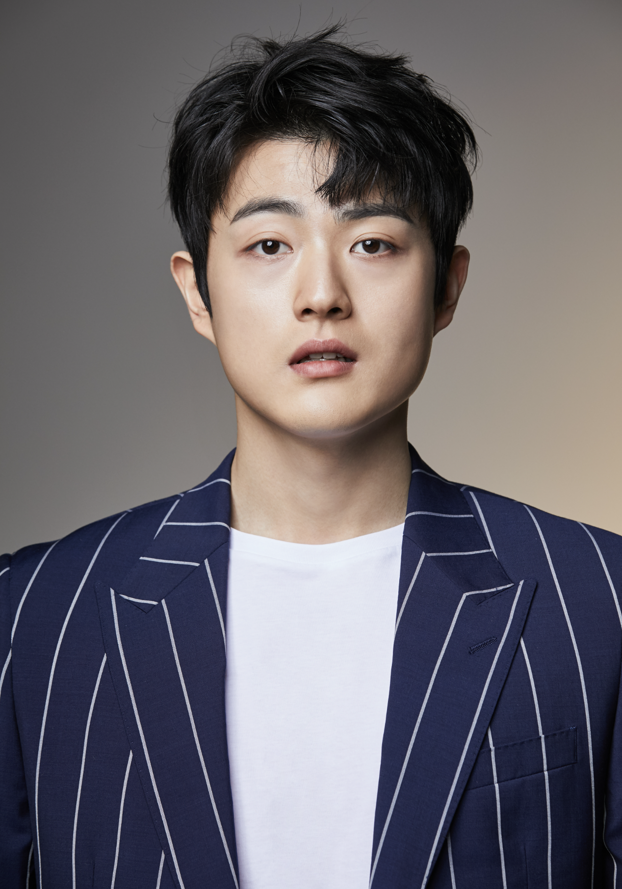 장성범 프로필2