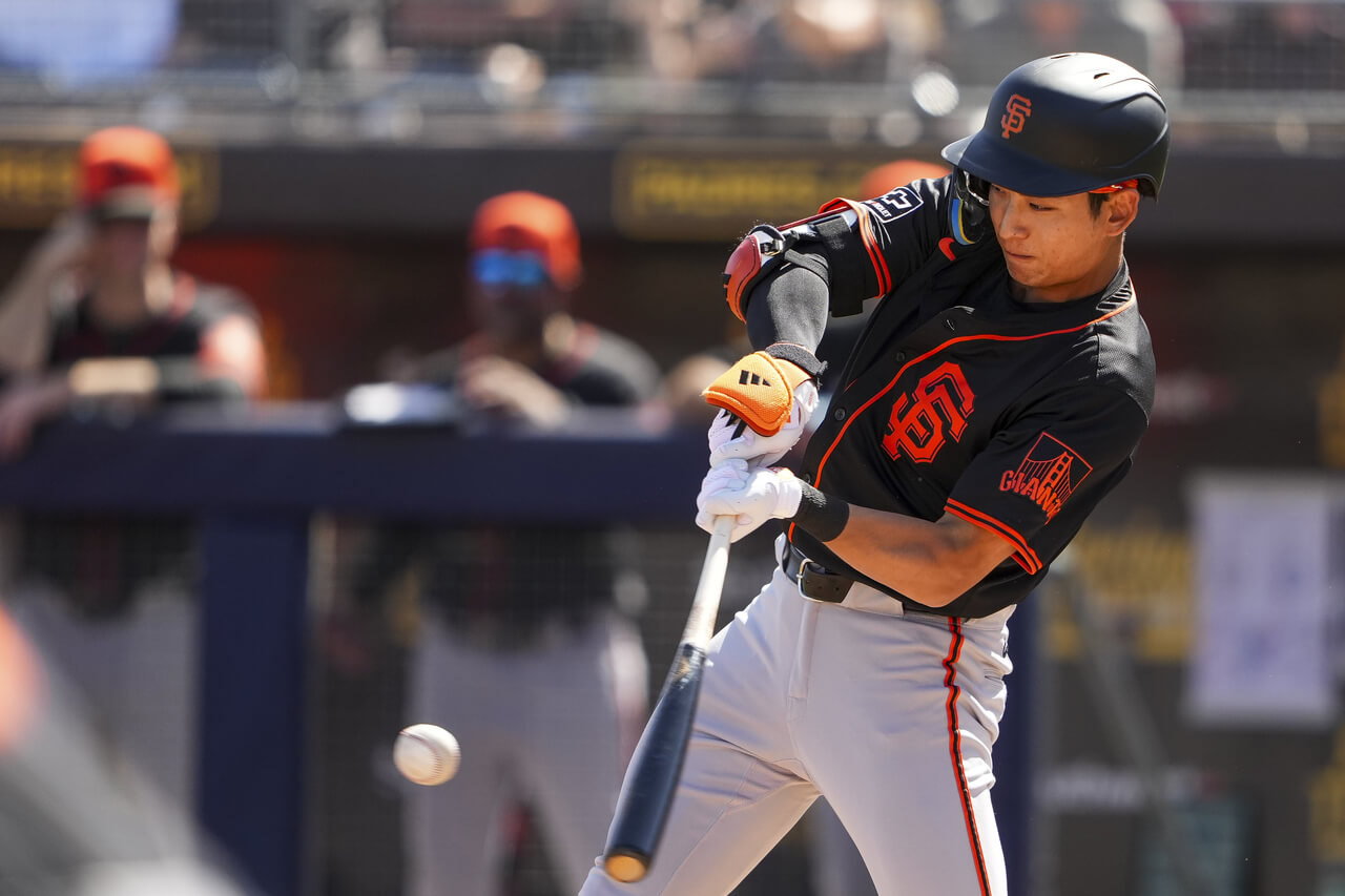 MLB 시범경기 이정후 2호 홈런