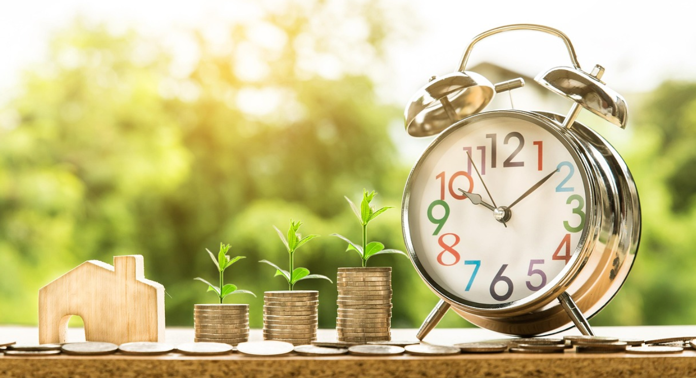 동전, 자명종 시계, 집 모형