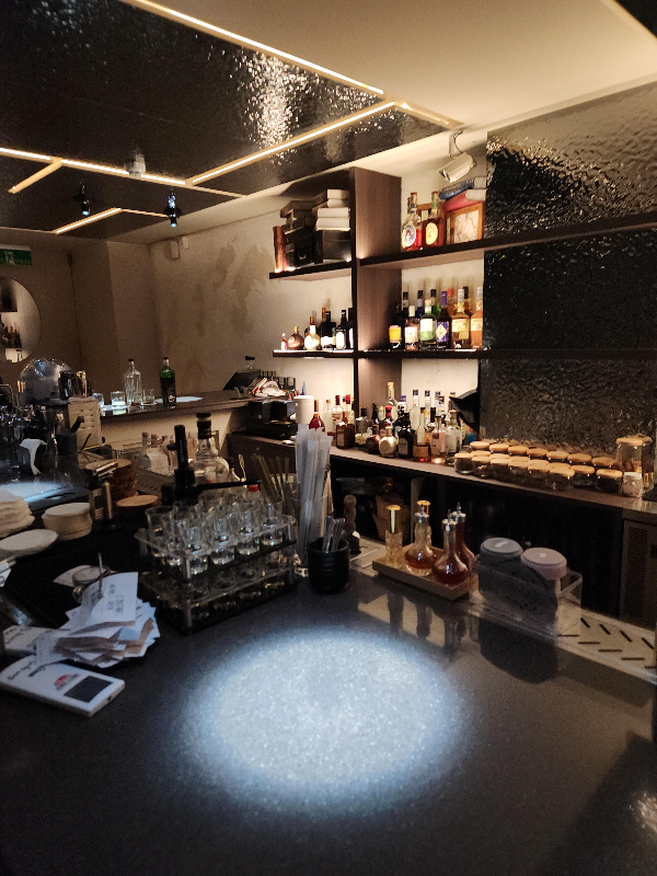 타이베이 카페와 칵테일 바 탐방기_Book ing Bar_내부
